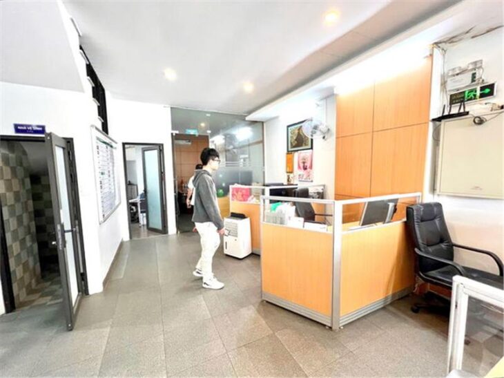 Bán toà nhà văn phòng mặt phố An Dương Vương vỉa hè thang máy 133m 6tầng 34 tỷ