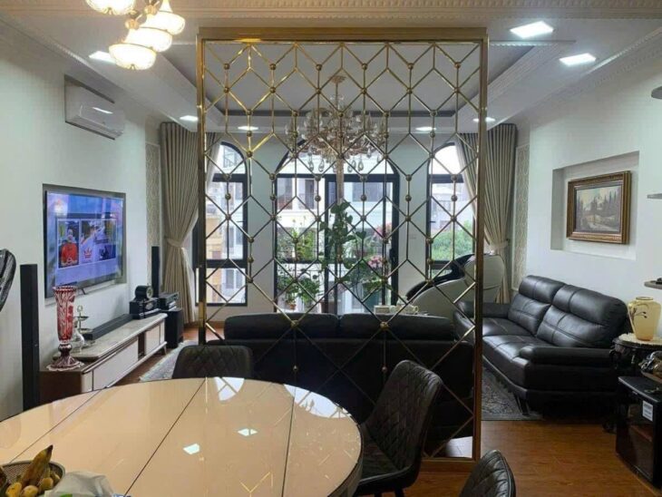 Bán nhà Lạc Long Quân phân lô oto tránh kinh doanh – văn phòng – thang máy 57m 7 tầng 21.3 tỷ