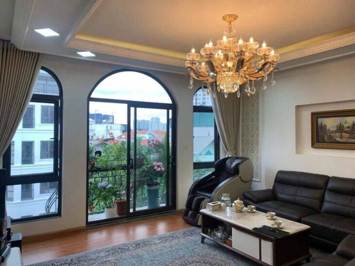 Bán nhà Lạc Long Quân phân lô oto tránh kinh doanh – văn phòng – thang máy 57m 7 tầng 21.3 tỷ