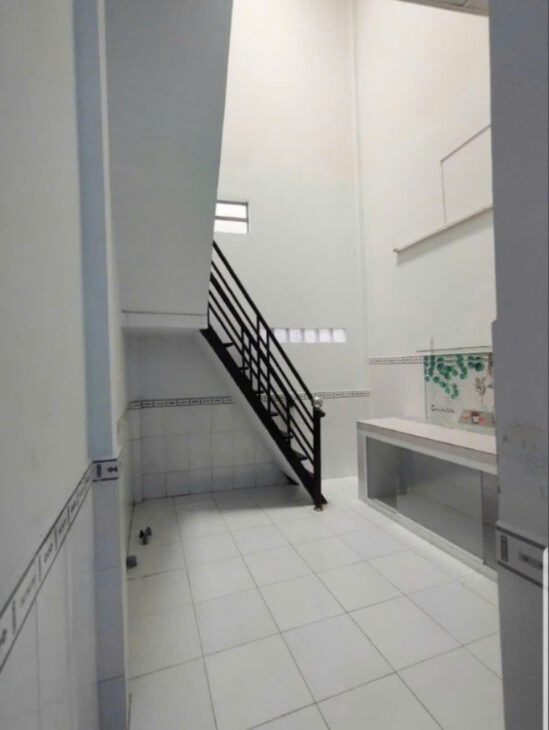 CHO THUÊ NHÀ 5 triệu 3 PHÒNG NGỦ, HẼM NHÁNH ĐỀ THÁM