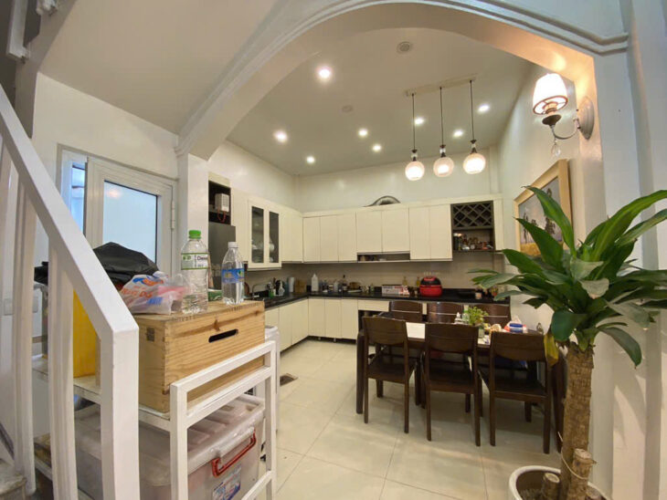 Rất tốt! Nhà đẹp TÂY SƠN – THỊNH QUANG, 63m, 3 mặt thoáng, ô tô đỗ cửa, full nội thất, giá 11.9 tỷ