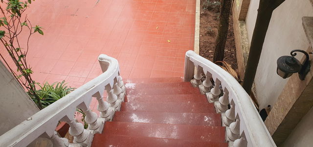 Bán nhà 5T phố trích Sài Tây Hồ Hà Nội, diện tích 215m, mặt tiền 10m, giá 85 tỷ, dòng tiền 1.5