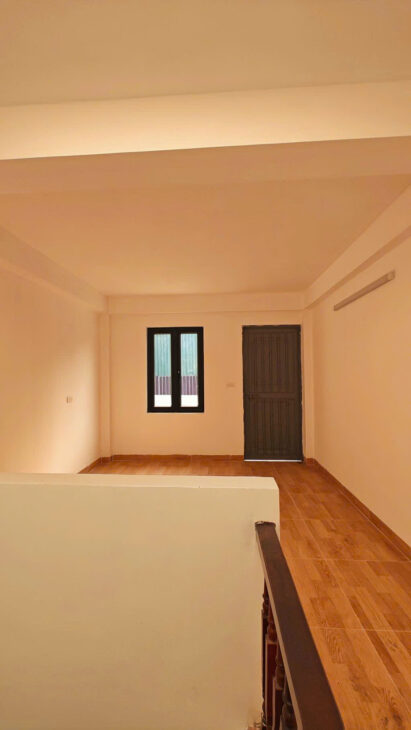 624 Minh Khai – ngõ thông sang Times City – 72m2 – 5 tầng – 10,5 tỷ.