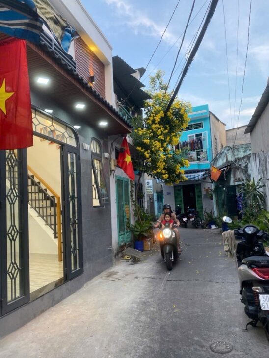 BÁN NHÀ KHU TÊN LỬA – TỈNH LỘ 10 – 36M2 – HẺM 4M – 2 TẦNG MỚI – CHỈ 3.15 TỈ