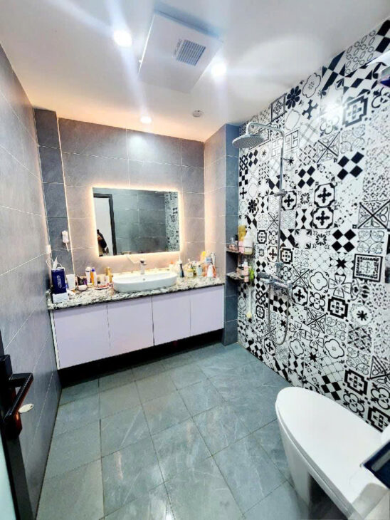 YÊN LẠC 58m2 – 18,8 tỷ – PHÂN LÔ – Ô TÔ 7 CHỖ VÀO NHÀ – 5 TẦNG THANG MÁY.