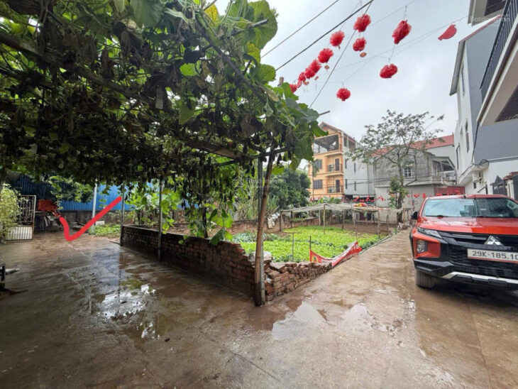 Siêu nóng: Đất Vân Côn – Hoài Đức, ô tô đỗ cửa