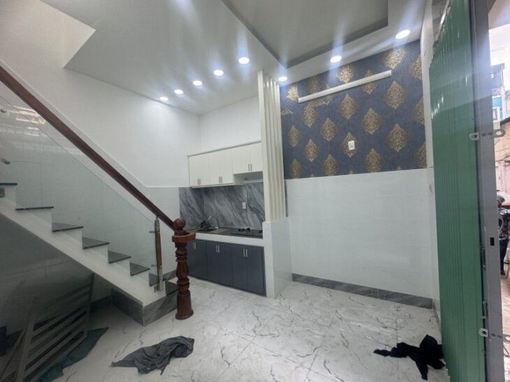 CHỈ 3.5 TỶ CÓ ĐỊA CHỈ TRUNG TÂM QUẬN 5 NGAY NGUYỄN TRI PHƯƠNG – NGUYỄN TRÃI,CÁCH 20M RA HẺM XE HƠI
