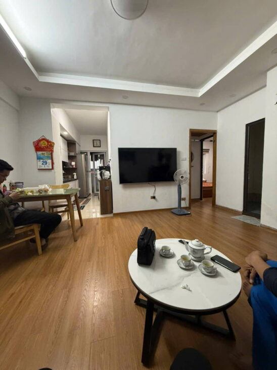 Chính chủ bán gấp chung cư Toà 17T10 Trung Hòa Nhân Chính, Cầu Giấy. DT: 70m2 – 2PN. 4,9 tỷ.