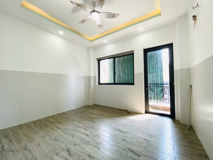 Bán nhà mặt phố đường Hồ Văn Tư, Trường Thọ, Thủ Đức – 6.5 tỷ, 56m², 3 tầng