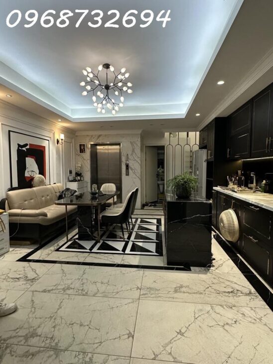 DT45M PHỐ TRẦN QUANG DIỆU – 6 TẦNG, THANG MÁY – NHÀ ĐẸP TRONG LÒNG PHỐ – KO PHẢI LÀ NHÀ MÀ LÀ TÁC