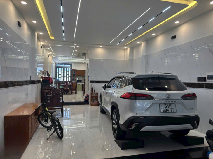 Nhà phố Smart Home HXT Lê Thị Hồng DTSD 270m2 ngang 5.1m T.máy gara ngay chợ Căn Cứ 18 tỷ