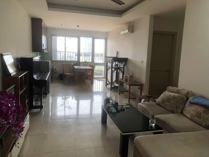 Cho thuê : cho thuê căn hộ 17 tố hữu Dt 85m2xtầng 7, 2 ngủ 2 vs ,ban công ,giá thuê 12 triệu tháng