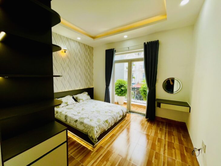 Nhà 4 Tầng Full nội thất Golden City Tô Ngọc Vân – Q12 – đường 12m ô tô thông – 4PN – giá 5.x tỷ
