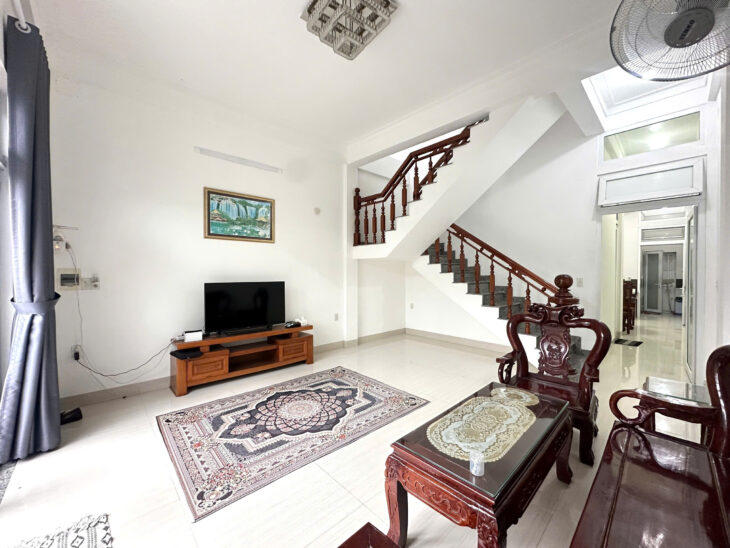 ???? CHO THUÊ NHÀ NGUYÊN CĂN 3 TẦNG – MẶT TIỀN ĐƯỜNG DIỆU QUANG, TP HUẾ