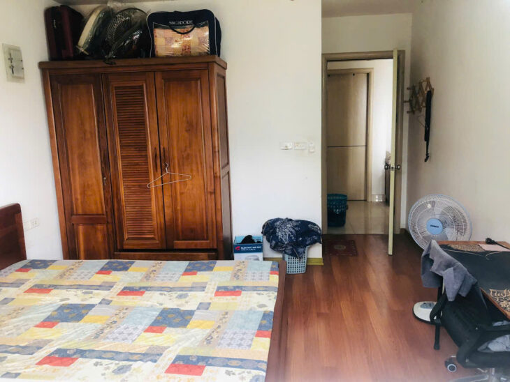 Cho thuê : cho thuê căn hộ 17 tố hữu Dt 85m2xtầng 7, 2 ngủ 2 vs ,ban công ,giá thuê 12 triệu tháng