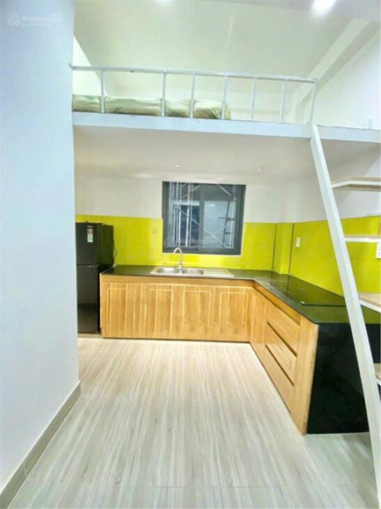 Bán CHDV Thủ Đức 320m2 4 tầng