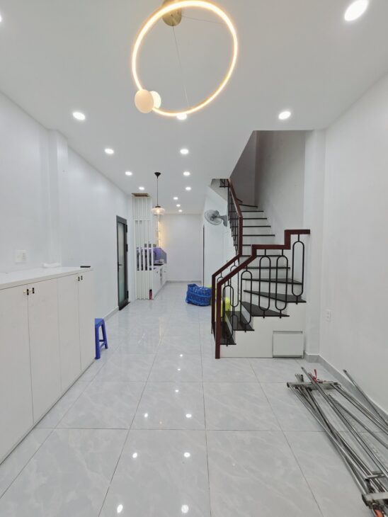 C176 ???? Nhà 2 tầng HXH – sẵn thu nhập 13tr/tháng – Chỉ hơn 3 tỷ !!!