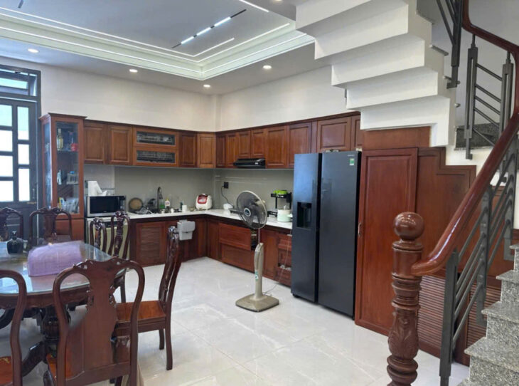 Nhà phố Smart Home HXT Lê Thị Hồng DTSD 270m2 ngang 5.1m T.máy gara ngay chợ Căn Cứ 18 tỷ