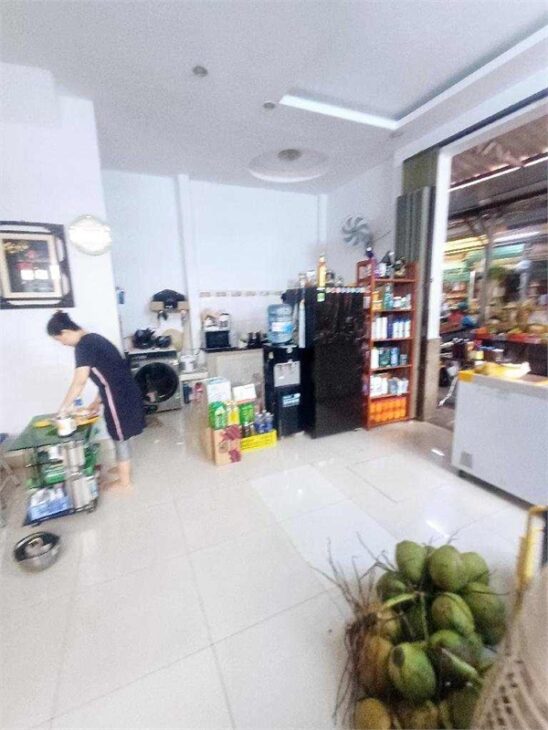 NHÀ ĐẸP Q8 NGAY CẦU CHỬ Y HẺM RỘNG KINH DOANH