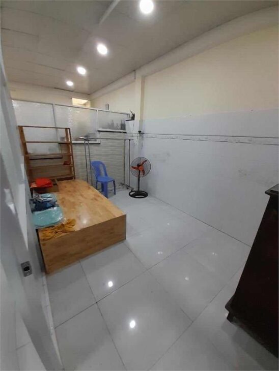NHÀ MẶT TIỀN PHONG PHÚ Q8 DT70m2 NHÀ ĐẸP Ở NGAY