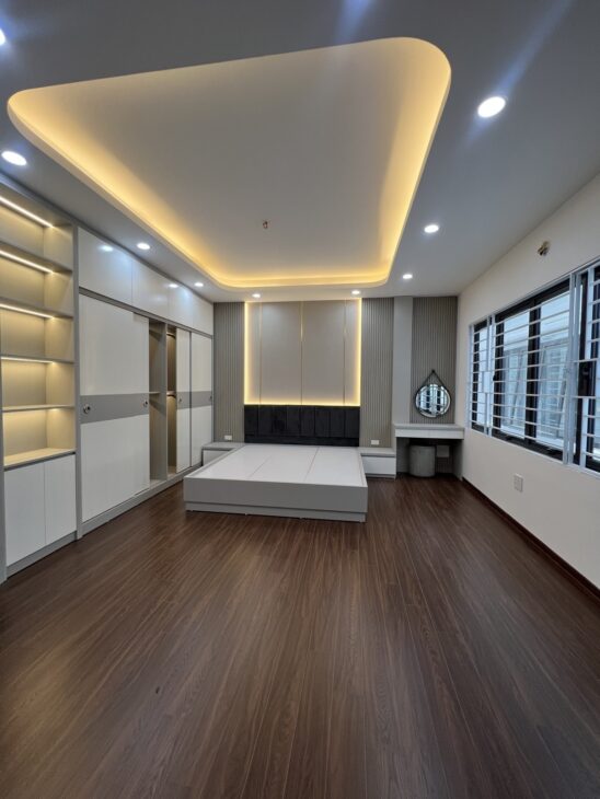 ???? SIÊU HIẾM – NHÀ ĐẸP PHỐ VỌNG – 5 TẦNG THANG MÁY – CÁCH PHỐ 15M – GẦN ĐH KINH TẾ QD, BÁCH KHOA,