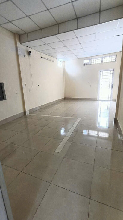 13. Cho thuê nhà trệt 2 lầu 7 triệu Đề Thám