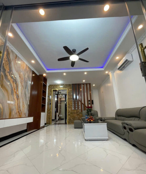 BÁN NHÀ XÂY MỚI PHỐ DOÃN KẾ THIỆN, 6T THANG MÁY, 02 THOÁNG – 41M2, 9.345 TỶ