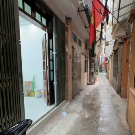 CỰC HIẾM, NHÀ ĐẸP PHỐ NGUYỄN KHANG, NGÕ RỘNG, NHIỀU TIỆN ÍCH – 6.95 TỶ