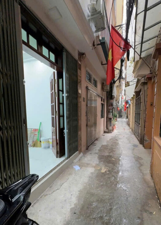 CỰC HIẾM, NHÀ ĐẸP PHỐ NGUYỄN KHANG, NGÕ RỘNG, NHIỀU TIỆN ÍCH – 6.95 TỶ