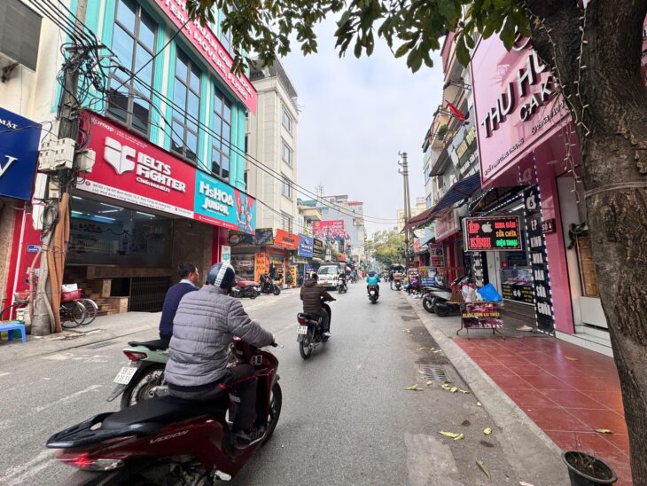 BÁN NHÀ ĐỊNH CÔNG HOÀNG MAI 6 TẦNG THANG MÁY Ô TÔ TẢI ĐỖ CỬA KINH DOANH – VĂN PHÒNG, Ở ĐẸP GIÁ