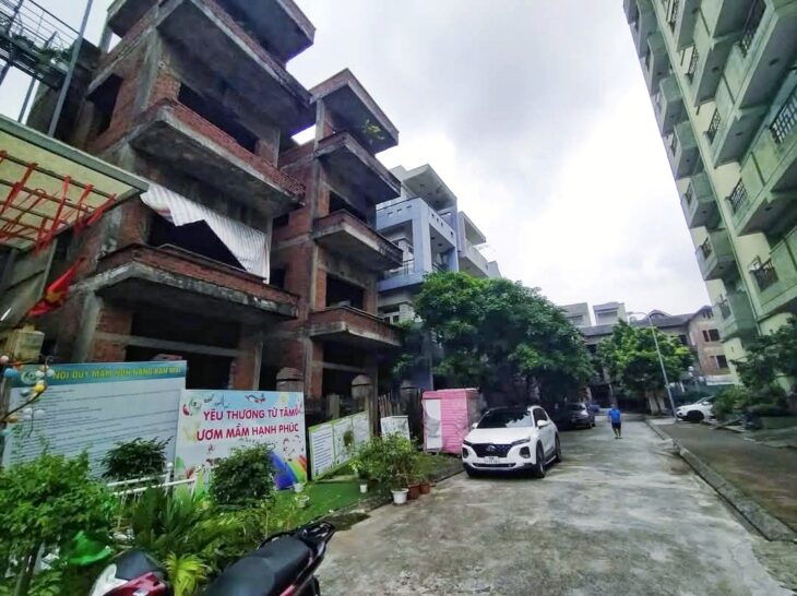 bán nhà Sài Đồng, Long Biên, biệt thự LK 100m x 4T MT6.5m kinh doanh, vỉa hè ô tô tránh, 150tr/m2