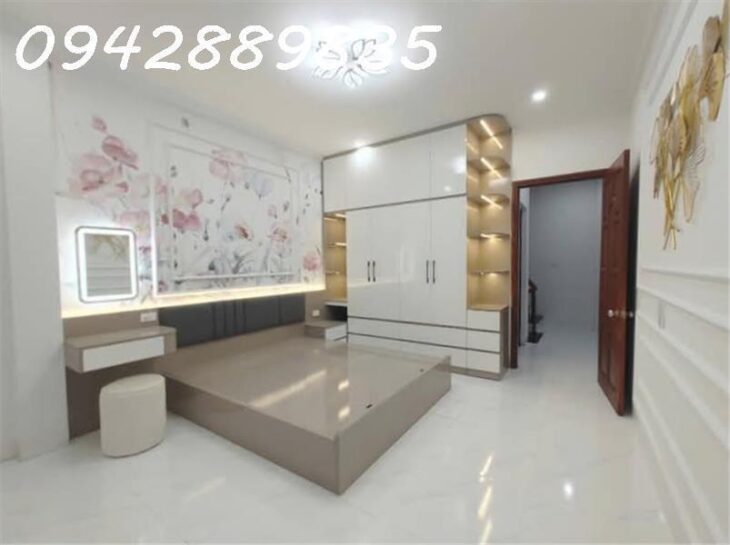bán ngôi nhà Quang Tiến, Đại Mỗ, Nam Từ Liêm, 73m x 5T MT 4.5m còn mới koong, chỉ 90tr/m2