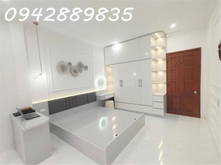 bán ngôi nhà Quang Tiến, Đại Mỗ, Nam Từ Liêm, 73m x 5T MT 4.5m còn mới koong, chỉ 90tr/m2