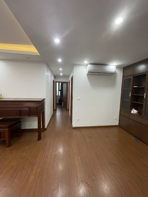 Cho thuê căn hộ tai Chung cư Hoàng Cầu Skyline, Số 36 Hoàng Cầu, Đống Đa, giá từ 18 triệu/căn full