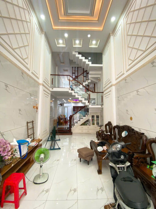 CHỈ 9 TỶ SỞ HỮU NGAY NHÀ 5 TẦNG GẦN BẾN XE QUẬN 8 – XE HƠI ĐỖ CỬA – AN NINH TUYỆT ĐỐI