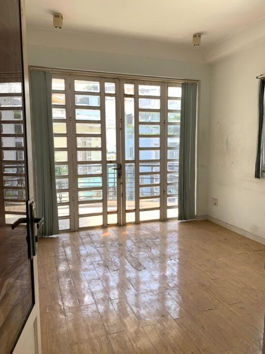 GIÁ MỀM – HẺM XE HƠI – 76M2 – 5 TẦNG – KẾ QUẬN 1 – BÌNH THẠNH NHỈNH 8 TỶ