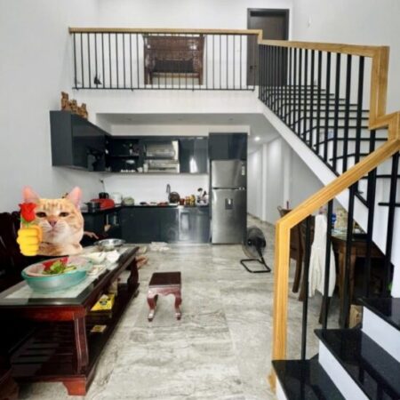 ♥ Mặt Tiền đường 7.5m Tôn Đản, 81m2, mê lửng mới xịn, móng 3 tầng, 3.xx tỵ