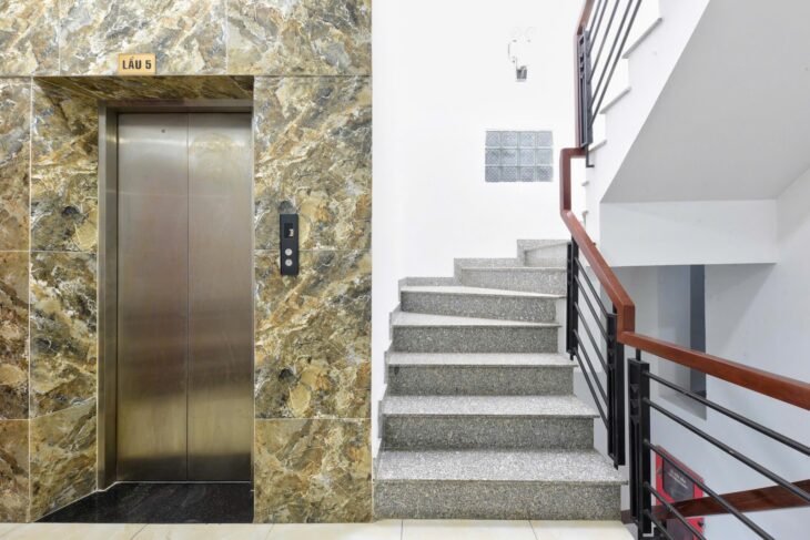 DÒNG TIỀN KHỦNG MAX 140TR/THÁNG – CHDV 6 TẦNG – 32 PHÒNG – THANG MÁY CHẠY VI VU.