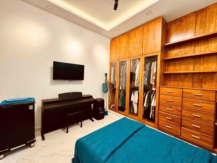 BÁN NHÀ HẺM 443/ LÊ VĂN SỸ, PHƯỜNG 12, QUẬN 3 (115tr/m2)