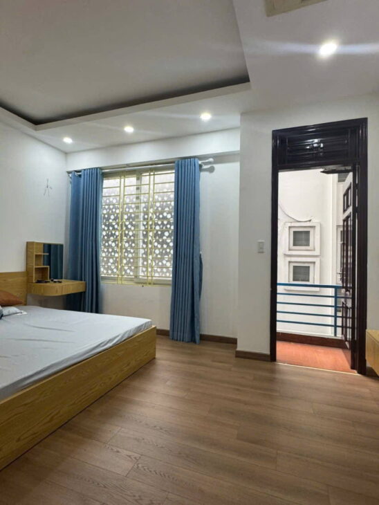 Chính chủ bán gấp nhà ngõ ô tô, 144 Quan Nhân, Thanh Xuân. DT: 55m2, 5 tầng, MT 5m. 12,5 tỷ.
