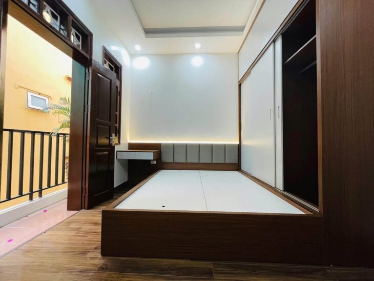 Bán nhà Tô Vĩnh Diện, phường Khương Trung, 42m² x 4 tầng, gần Ngã Tư Sở, giá 6.85 tỷ