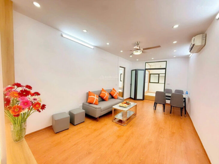 Bán căn hộ tập thể Cao Su Sao Vàng 2.88 tỷ ngay Ngã Tư Sở, Thanh Xuân dt 28/60m2