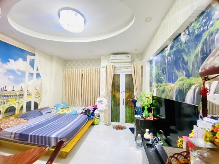 Bán nhà mặt tiền quận 10, đường Tân Phước, 59m2, 5 tầng, 5.8x10m, 18 tỷ