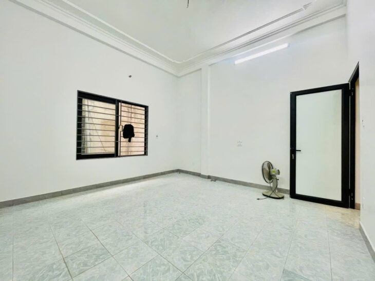 Bán nhà Phố Thái Hà, Sổ Vuông Vắn, Hai Mặt Thoáng, 40mx4T, Giá: 7.5 Tỷ, Lh: 0396935190.