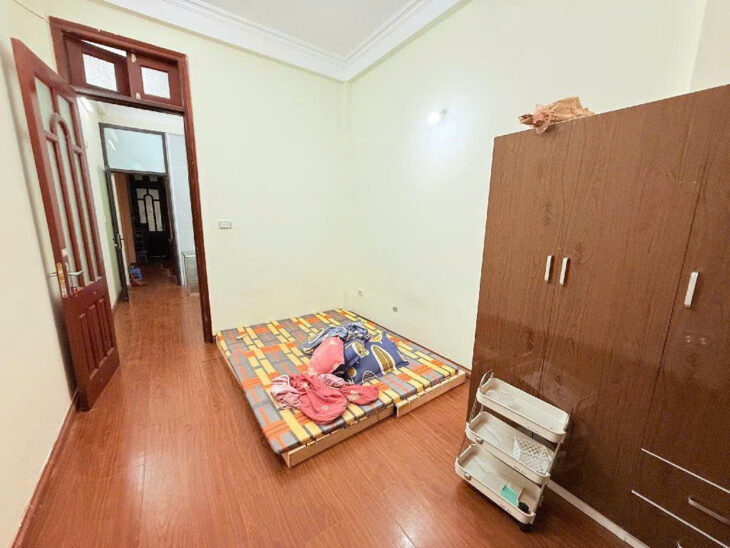 Bán nhà Phố Thái Hà, Lô Góc Hai Thoáng, Có Sân Để Xe Riêng, 45mx4T, Giá: 7.8 Tỷ, Lh: 0396935190.