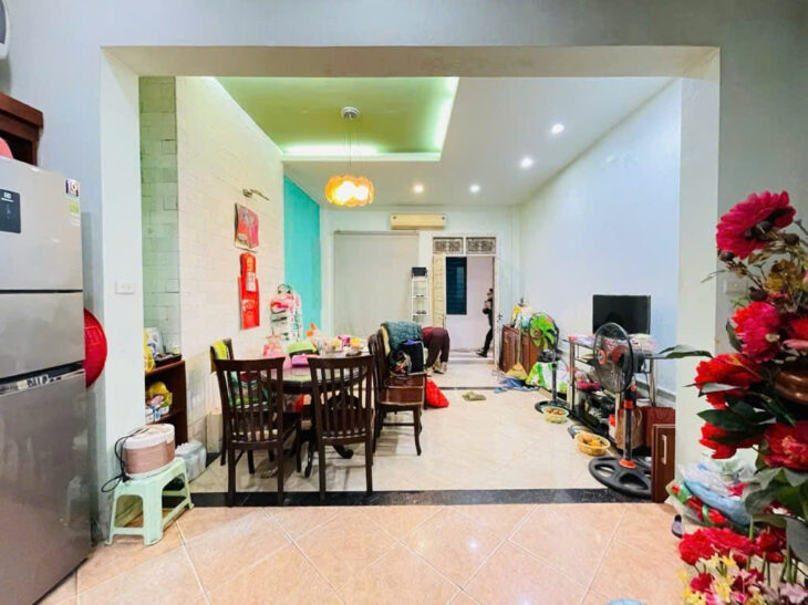 Bán nhà Phố Thái Hà, Vị Trí Lô Góc, Khu Văn Minh Lịch Sự, 40mx4T, Giá: 7 Tỷ, Lh: 0396935190.