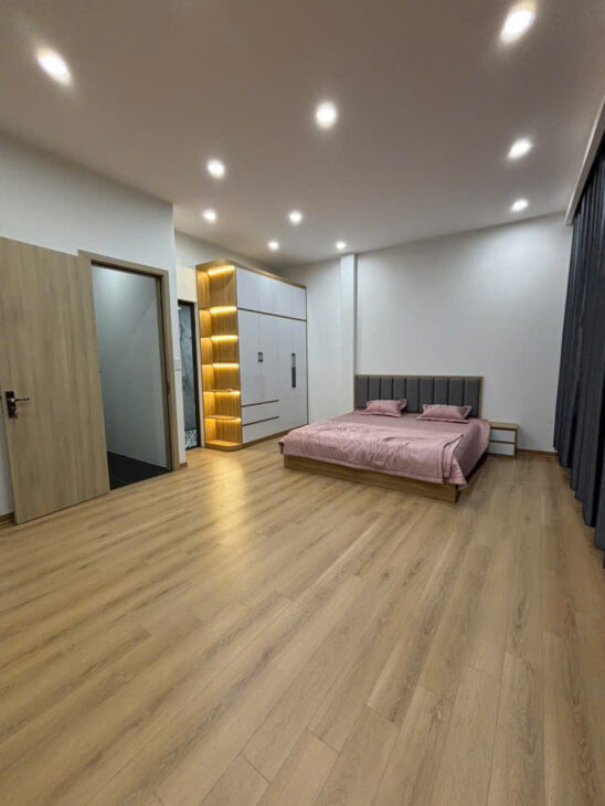 Bán nhà phố Xã Đàn_Nhà Mới Tinh_Ngõ Nông Gần Phố_36mx5T_Giá: 8.6 Tỷ_Lh: 0396935190.