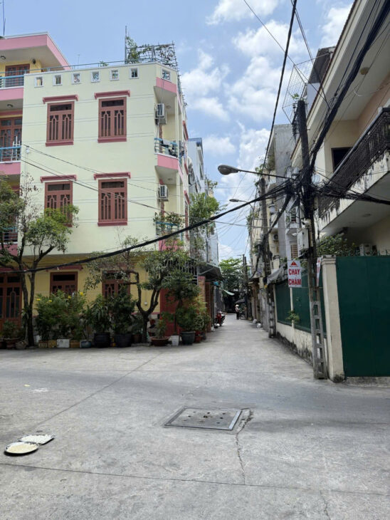 Bán nhà quận 10, Tô Hiến Thành, 74m2, 4 tầng, hẻm xe hơi, 18.5 tỷ