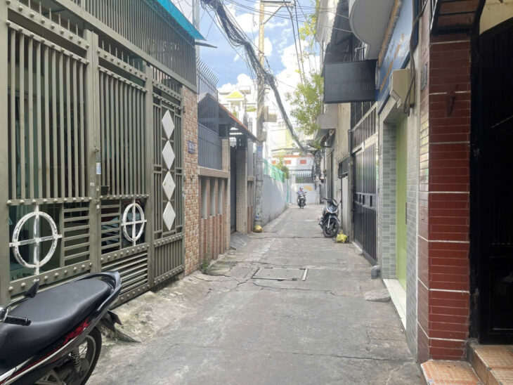 Bán nhà quận 10, Cách Mạng Tháng 8, 59m2, 4 tầng, 9.2 tỷ