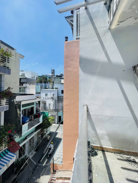 Bán nhà quận 10, đường Tô Hiến Thành, 50m2, 3 tầng, hẻm xe hơi, 8.9 tỷ